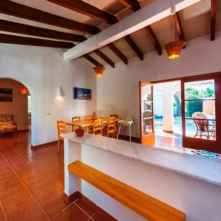 Apartamentos Cala Blanca