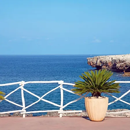 Apartamentos Cala Blanca