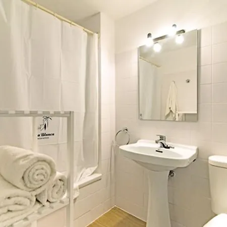 Apartment Apartamentos Cala Blanca *