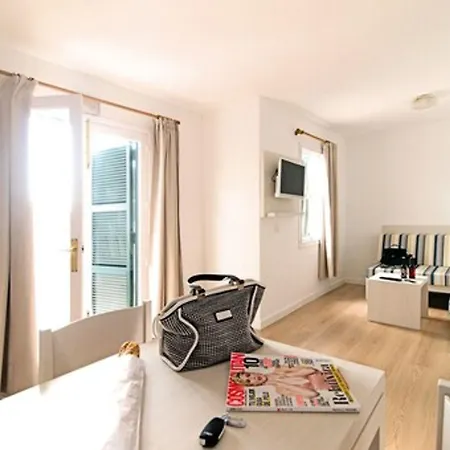 Apartment Apartamentos Cala Blanca