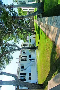 Apartamentos Cala Blanca 아파트