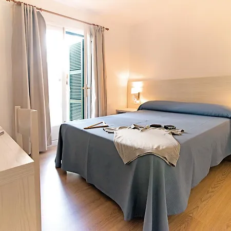 Apartamentos Cala Blanca Cala Blanca (Menorca)